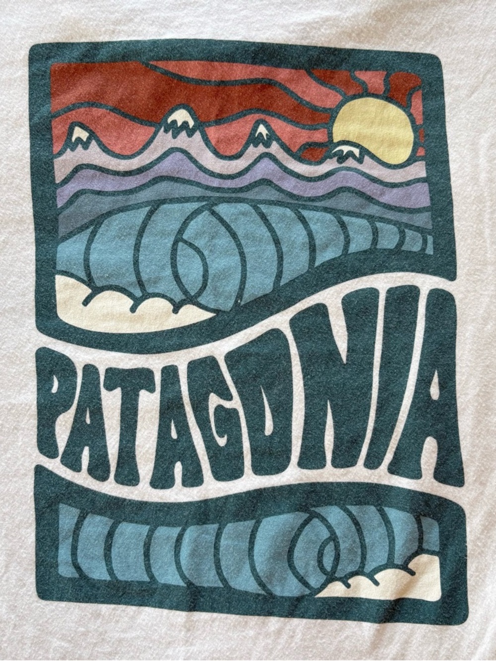Patagonia Cosmic Peaks Mens Large White Short Sleeve T Shirt Casual Slim Fit - Picture 7 of 10